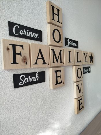 Composition lettres scrabble Family Home Love